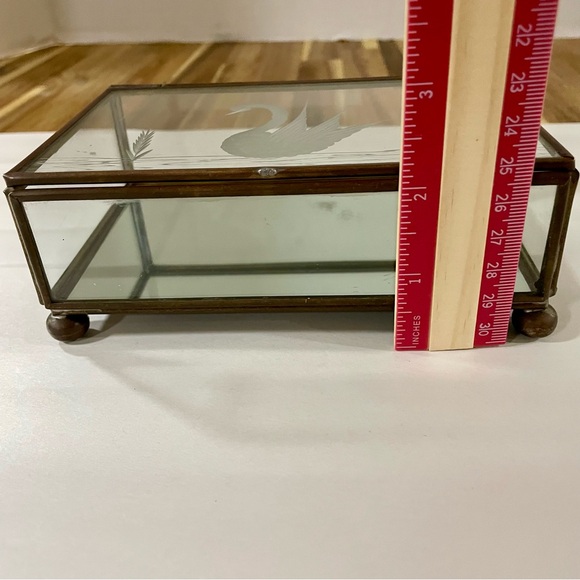 Vintage Etched Glass & Brass Frame Footed Jewelry Vanity Box Mirror 1970’s Swan - Picture 7 of 11